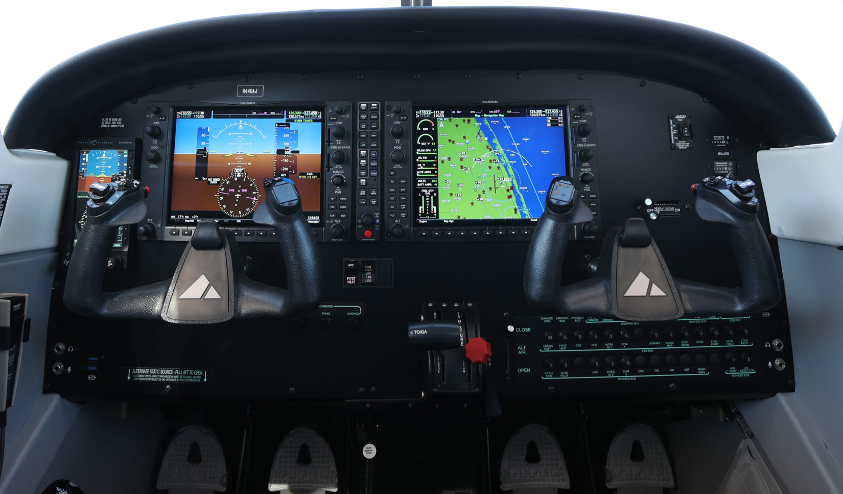 Archer DX Aircraft | Trainer Class | Piper Aircraft